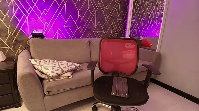 Tahara Romanov online show from March 2025 06:10:02 PM