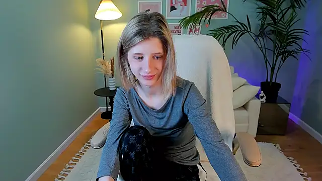 amorearte m online show from March 2025 03:53:02 AM