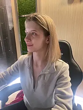 amorearte m online show from March 2025 11:09:01 PM