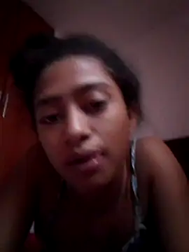 hotlamascaliente online show from March 2026 10:45:01 PM