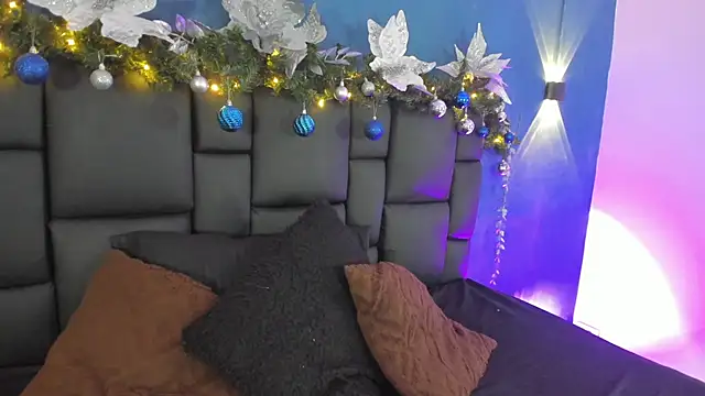 DANESKA HILLER online show from December 2025 08:02:02 PM