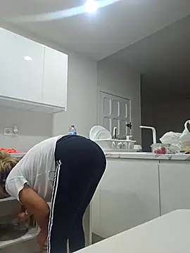 Melody73 online show from October 2025 07:56:01 PM