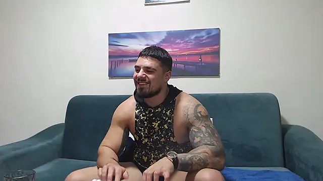 Tiberius hunk online show from November 2025 05:19:01 PM