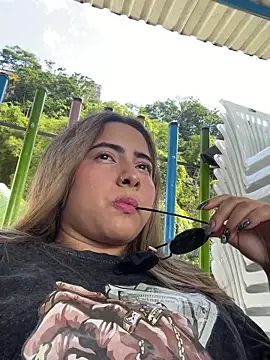 lunaxxx 69 online show from October 2025 07:36:01 PM