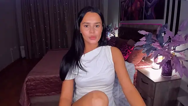 DanaSincere online show from November 2025 04:44:02 AM