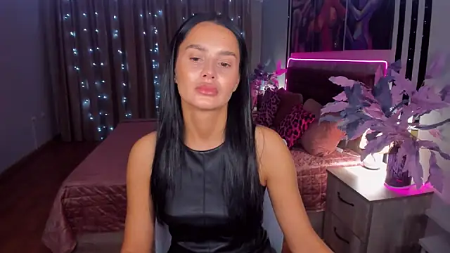 Snapshot of DanaSincere chatting on November 2025 03:49:02 AM DanaSincere online show from November 2025 03:49:02 AM