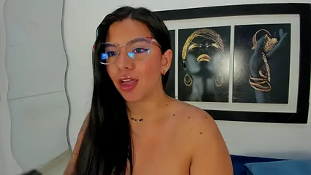 emilyy cooperr online show from January 2026 12:22:02 PM