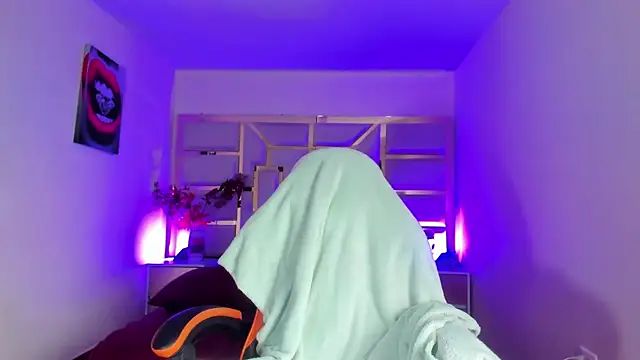 tamara rouse1 online show from September 2025 04:45:01 AM