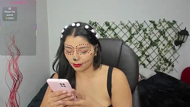 issa  nassar online show from October 2025 01:45:02 PM