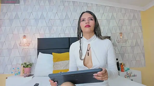 LiliJensen online show from October 2025 08:09:02 PM