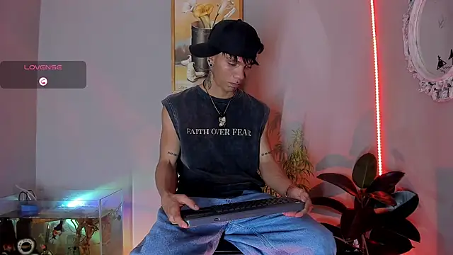 CRAZY-BOY99 online show from November 2025 10:15:02 PM