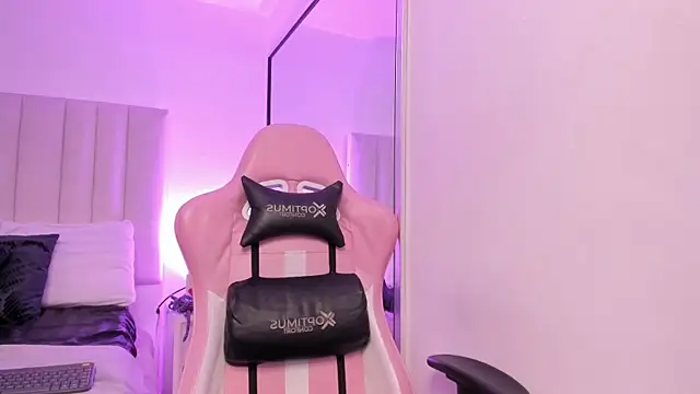 SaritaBratz online show from March 2025 10:31:02 PM