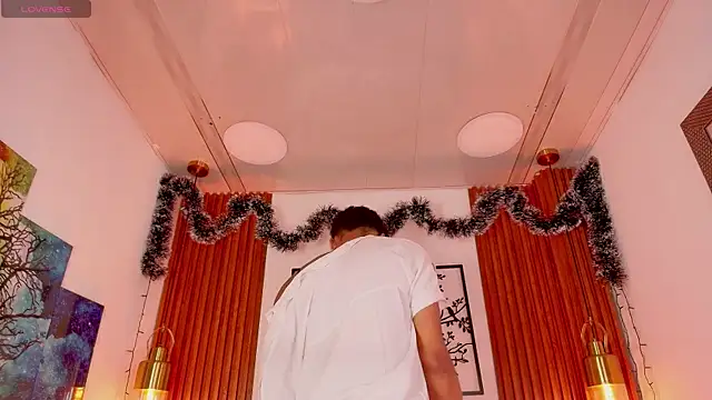 Jonas Rivers online show from December 2025 03:57:01 AM