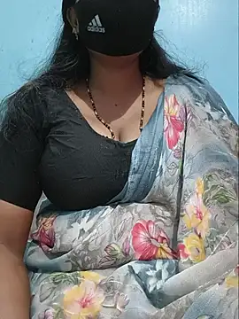 Snapshot of Sexyradha_ chatting on June 2026 03:50:02 PM Sexyradha online show from June 2026 03:50:02 PM