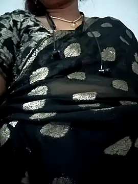 Neha-Bhabhi-Rasily online show from November 2025 06:43:02 PM