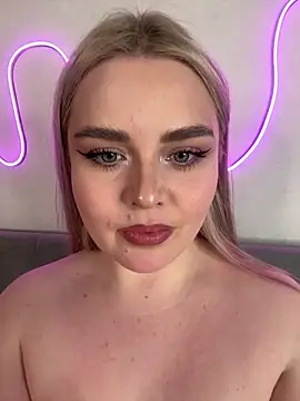 Snapshot of April_Vancee chatting on March 2025 03:14:02 PM April Vancee online show from March 2025 03:14:02 PM