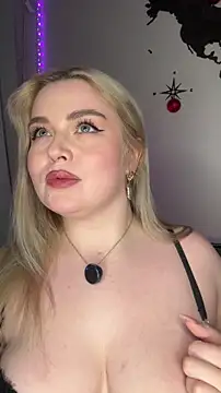 Snapshot of April_Vancee chatting on February 2026 02:20:02 PM April Vancee online show from February 2026 02:20:02 PM