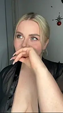 Snapshot of April_Vancee chatting on February 2026 10:47:01 AM April Vancee online show from February 2026 10:47:01 AM