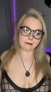 Snapshot of April_Vancee chatting on February 2026 10:00:01 AM April Vancee online show from February 2026 10:00:01 AM