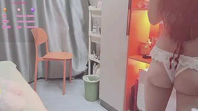 guoguo7777777 online show from October 2025 01:55:01 PM