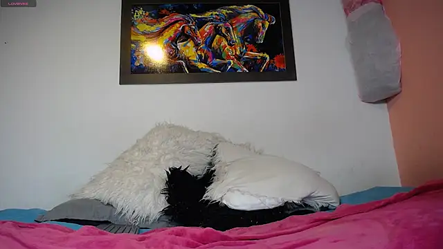 LorenaJoness online show from March 2025 04:43:02 PM