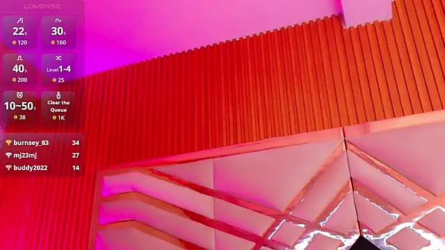 playfulcurvy online show from October 2025 07:37:01 PM