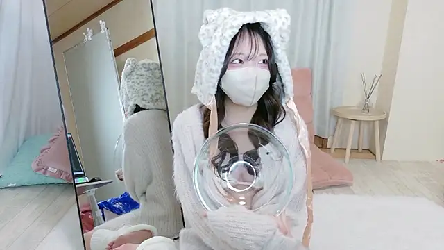 Snapshot of mami-pokoch chatting on October 2025 12:48:02 PM mami-pokoch online show from October 2025 12:48:02 PM