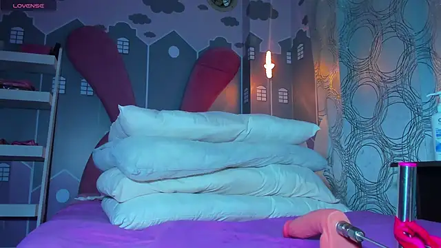 sweetiepeach  online show from November 2025 04:16:01 AM