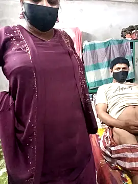 Pakhi Couple 69 online show from October 2025 05:23:02 PM