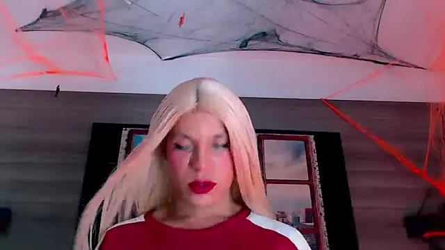 SashaNova online show from October 2025 04:44:02 AM