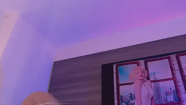 SashaNova online show from November 2025 04:33:02 AM