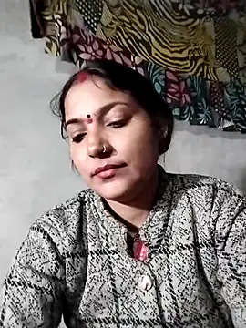 Maidangirl online show from November 2025 03:36:02 PM