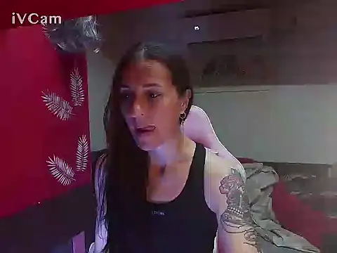 Snapshot of gatitahot-silvy chatting on November 2025 10:20:02 PM gatitahot-silvy online show from November 2025 10:20:02 PM
