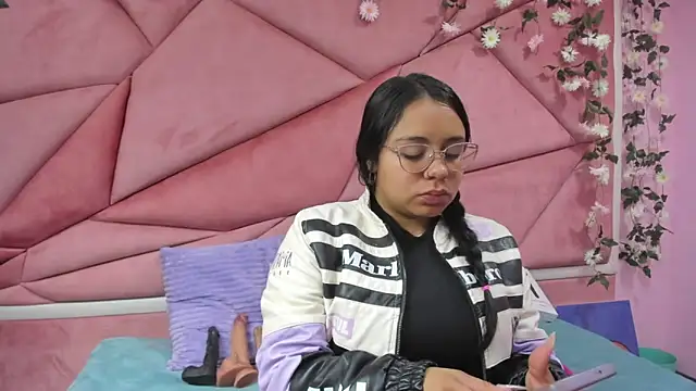  Violeta 18 online show from November 2025 02:44:02 AM