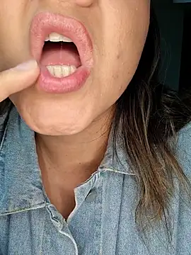 mandy-moore online show from April 2026 03:51:01 AM