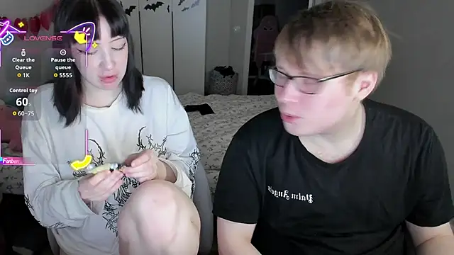 Snapshot of JayMollyy chatting on February 2026 04:00:02 PM JayMollyy online show from February 2026 04:00:02 PM