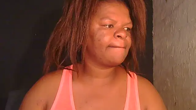 Snapshot of ebony_rose11 chatting on January 2026 04:06:01 AM ebony rose11 online show from January 2026 04:06:01 AM