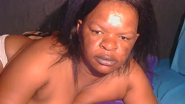 Snapshot of ebony_rose11 chatting on February 2026 01:43:01 AM ebony rose11 online show from February 2026 01:43:01 AM