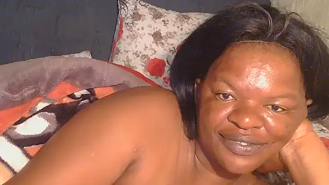 Snapshot of ebony_rose11 chatting on February 2026 04:54:01 AM ebony rose11 online show from February 2026 04:54:01 AM