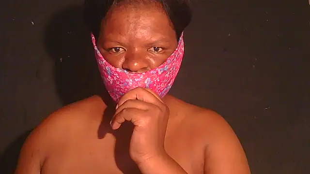 Snapshot of ebony_rose11 chatting on February 2026 08:28:01 PM ebony rose11 online show from February 2026 08:28:01 PM