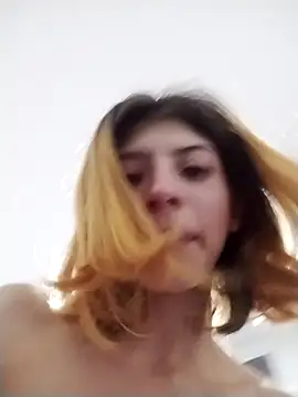 KratosAfroditacs online show from October 2025 08:06:02 PM