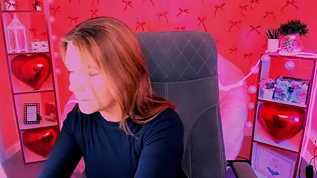 Snapshot of NicoleHitman chatting on February 2026 09:48:02 AM NicoleHitman online show from February 2026 09:48:02 AM