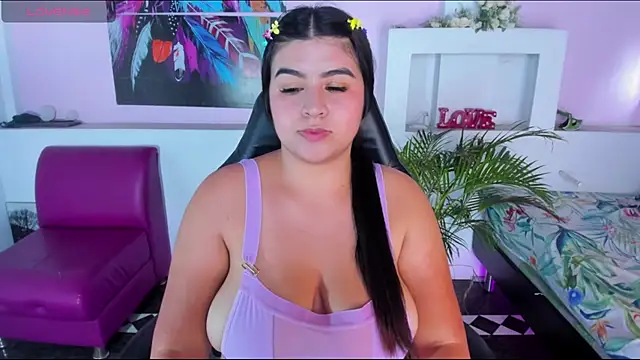 rose honey  online show from September 2025 07:58:02 PM