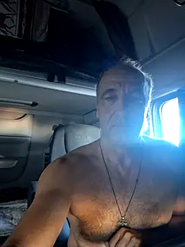 aleksis1313 online show from October 2025 10:54:02 AM