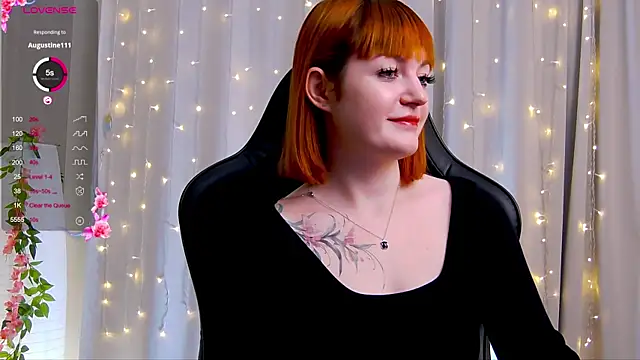 Snapshot of Ashley_Nicks chatting on October 2025 02:31:01 AM Ashley Nicks online show from October 2025 02:31:01 AM