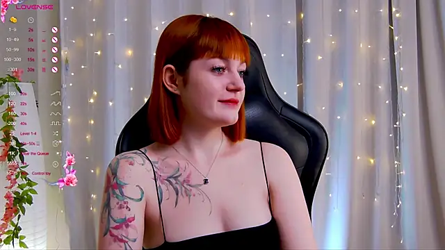 Snapshot of Ashley_Nicks chatting on October 2025 02:09:01 AM Ashley Nicks online show from October 2025 02:09:01 AM