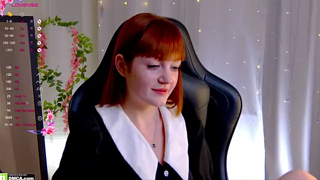 Snapshot of Ashley_Nicks chatting on October 2025 03:28:02 AM Ashley Nicks online show from October 2025 03:28:02 AM