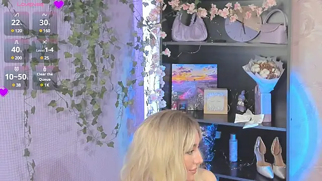 Snapshot of MelissaMillton chatting on March 2025 04:49:02 AM MelissaMillton online show from March 2025 04:49:02 AM