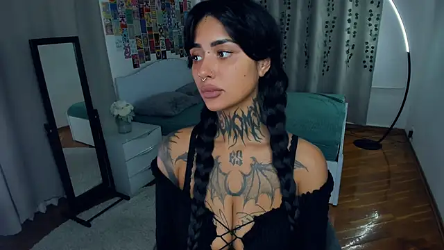 CharimgSabrina online show from October 2025 06:12:01 AM