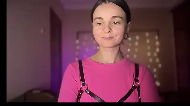 lanaloulou online show from September 2025 11:26:01 PM